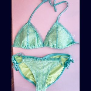 Neon yellow-/Sea foam green lace bikini